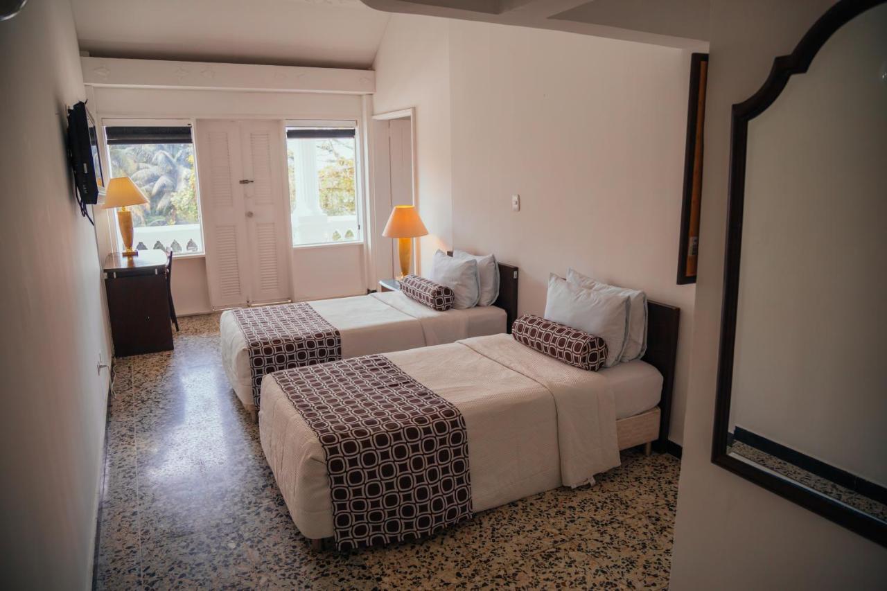 Hotel Tequendama Inn Estacion 布埃纳文图拉 外观 照片