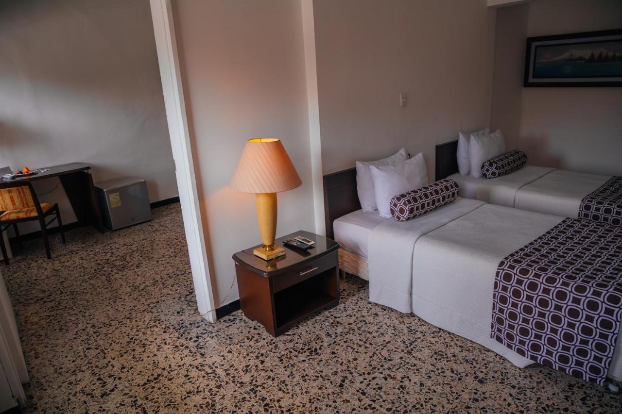 Hotel Tequendama Inn Estacion 布埃纳文图拉 外观 照片